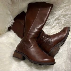 UGG Seldon Leather Riding Boots Zip Back Womens 6